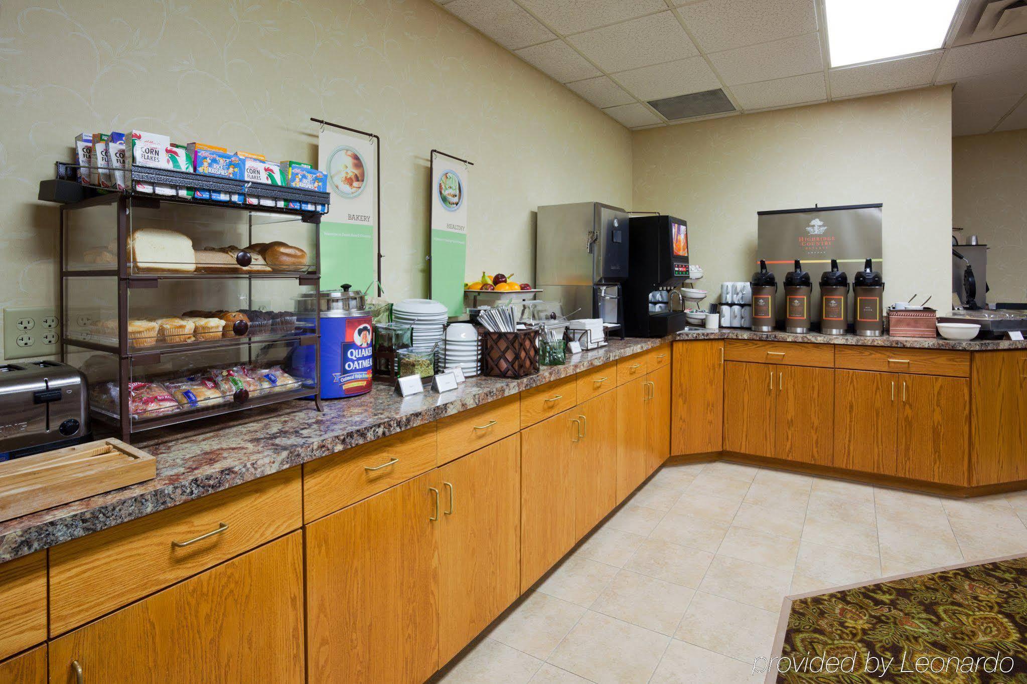 Country Inn & Suites By Radisson, Watertown, Sd ภายนอก รูปภาพ