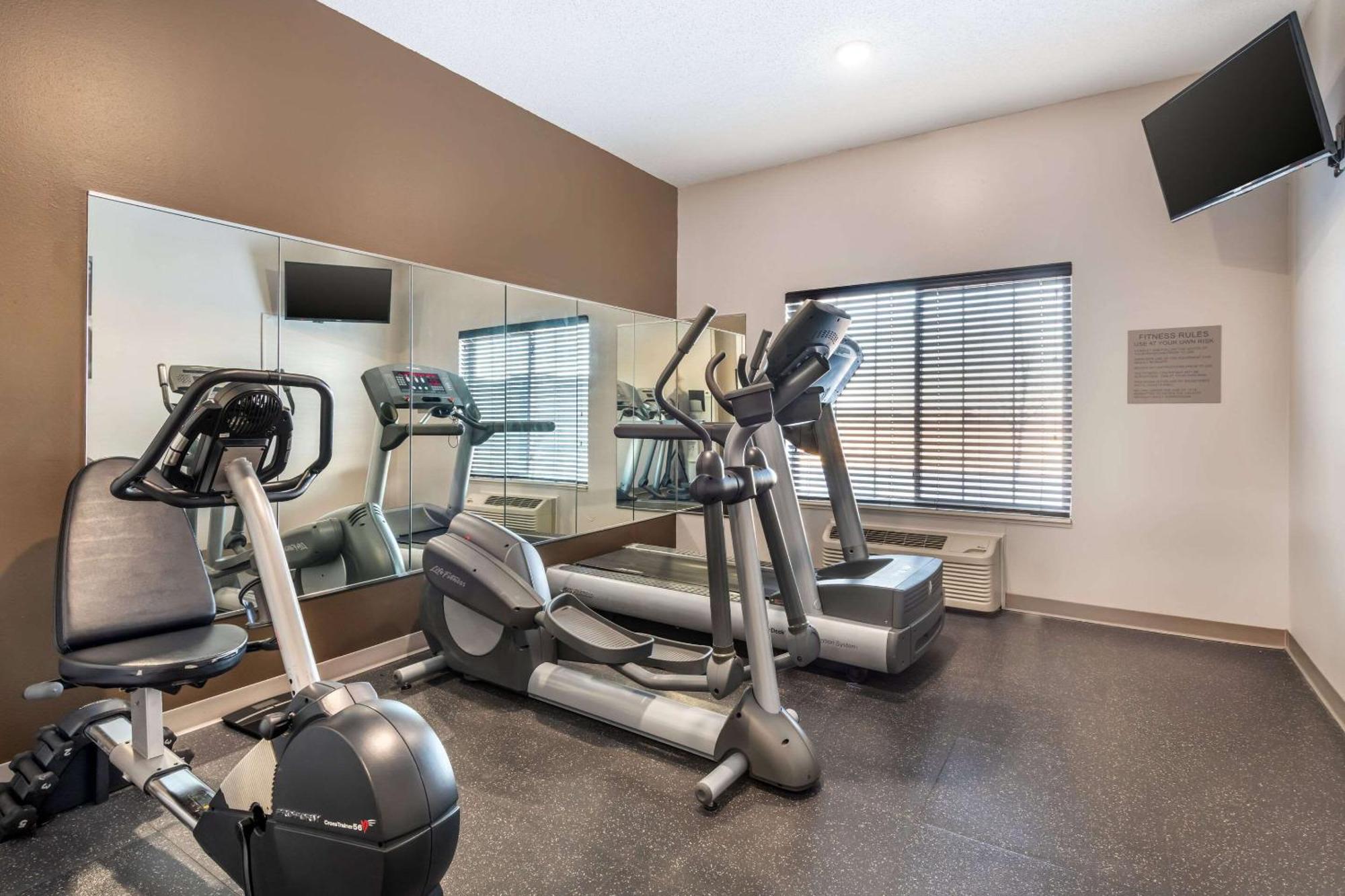 Country Inn & Suites By Radisson, Watertown, Sd ภายนอก รูปภาพ