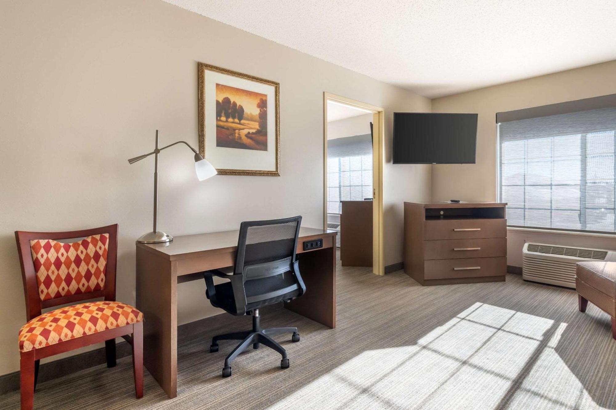 Country Inn & Suites By Radisson, Watertown, Sd ภายนอก รูปภาพ