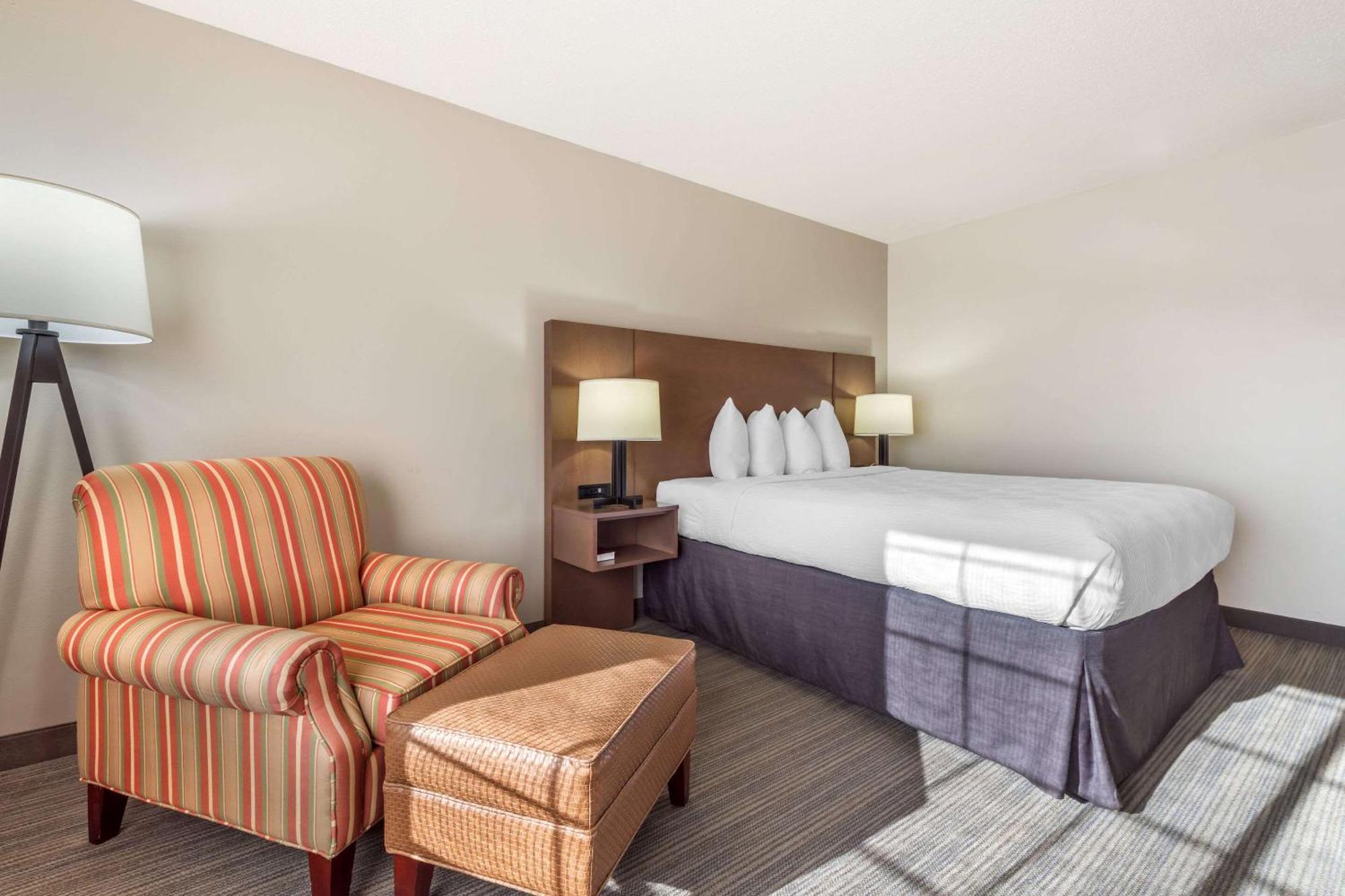 Country Inn & Suites By Radisson, Watertown, Sd ภายนอก รูปภาพ