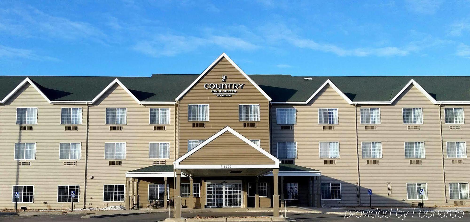 Country Inn & Suites By Radisson, Watertown, Sd ภายนอก รูปภาพ